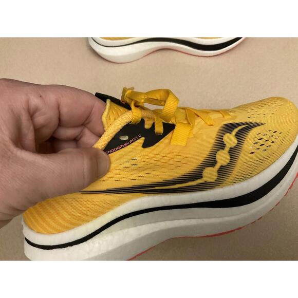 Womens Saucony Endorphin Pro 2 Yellow/Orange Running Shoes. Size 7. Nice Shoes!! - Picture 3 of 10